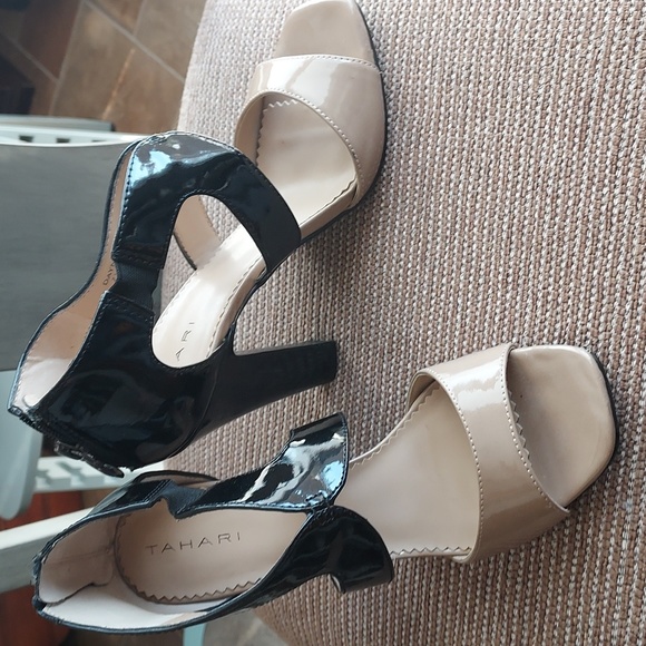 Tahari Heels. DAYNA. 7.5 NWOT - Picture 1 of 13